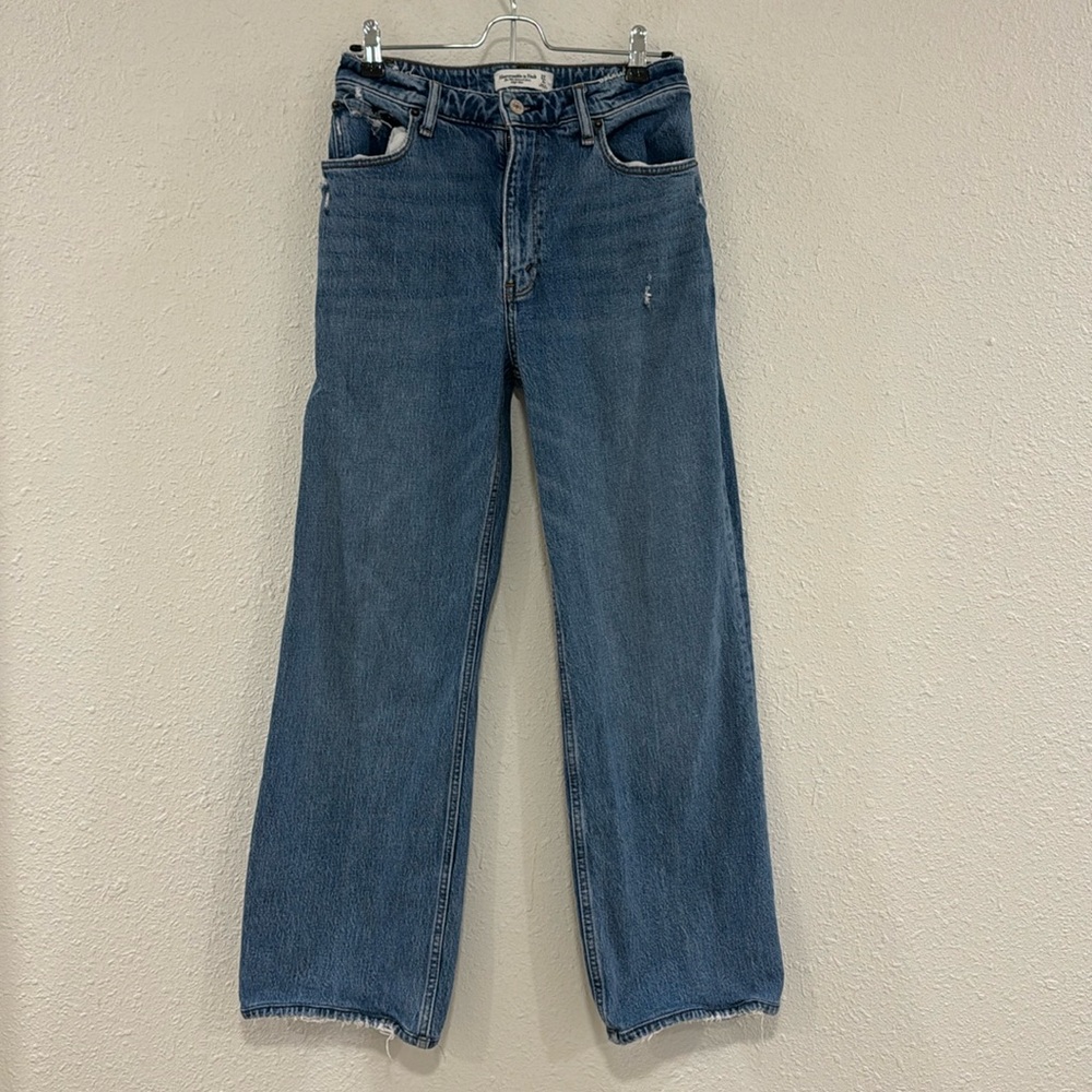 Abercrombie & Fitch Curve Love High Rise 90s Relaxed Jeans